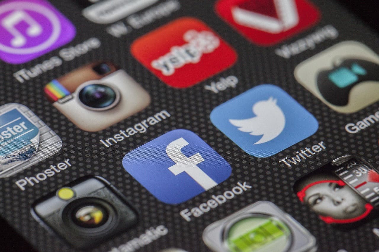Trump floods Truth Social with dozens of AI-generated, provocative posts