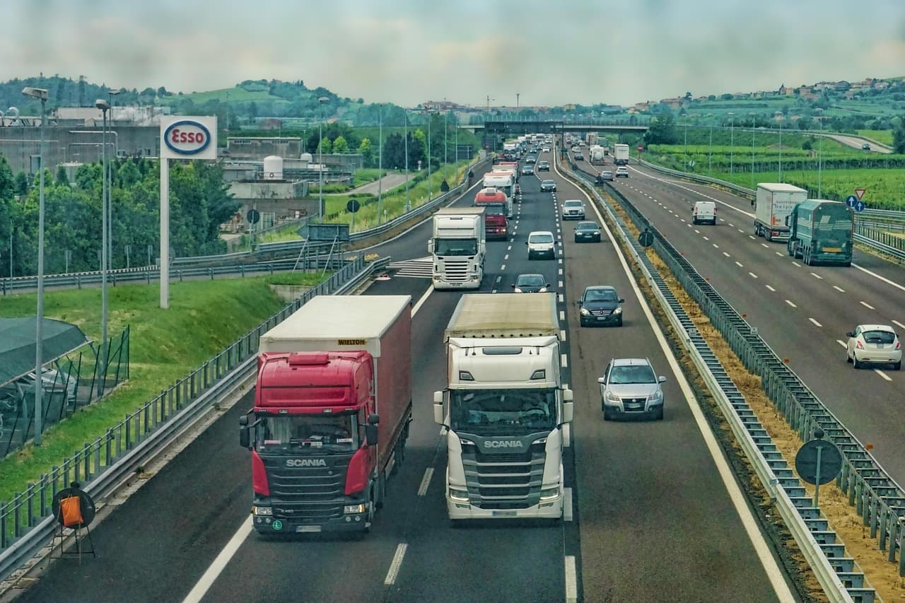 Kodiak AI to Supply 75 Driverless Trucks to DTL Transport, Its First Binding On‑Highway DaaS Deal
