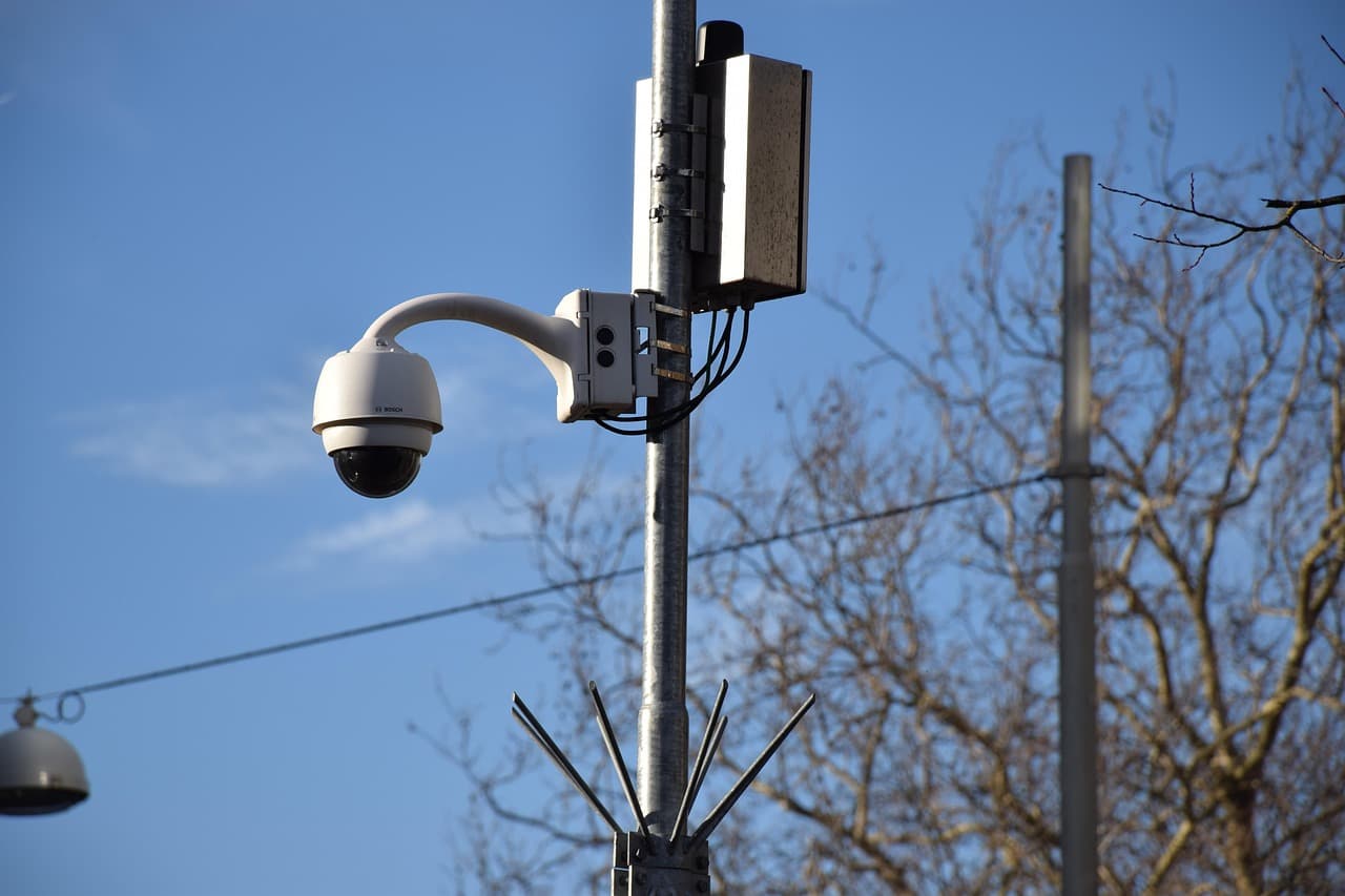OpenAI accuses Moonshot of large-scale model distillation as US–China AI rivalry and safety concerns escalate