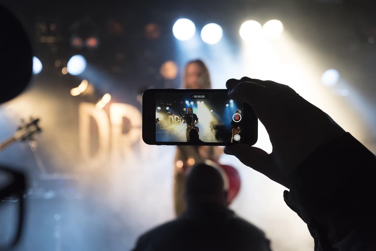 Apple to Reveal Foldable iPhone and New Pro Models at John Ternus’s First Major Event