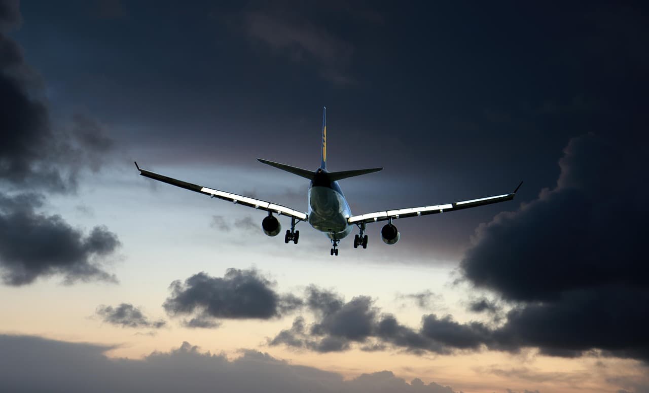 Flapping Airplanes raises $1B Series A at $6B valuation to pursue data-efficient training