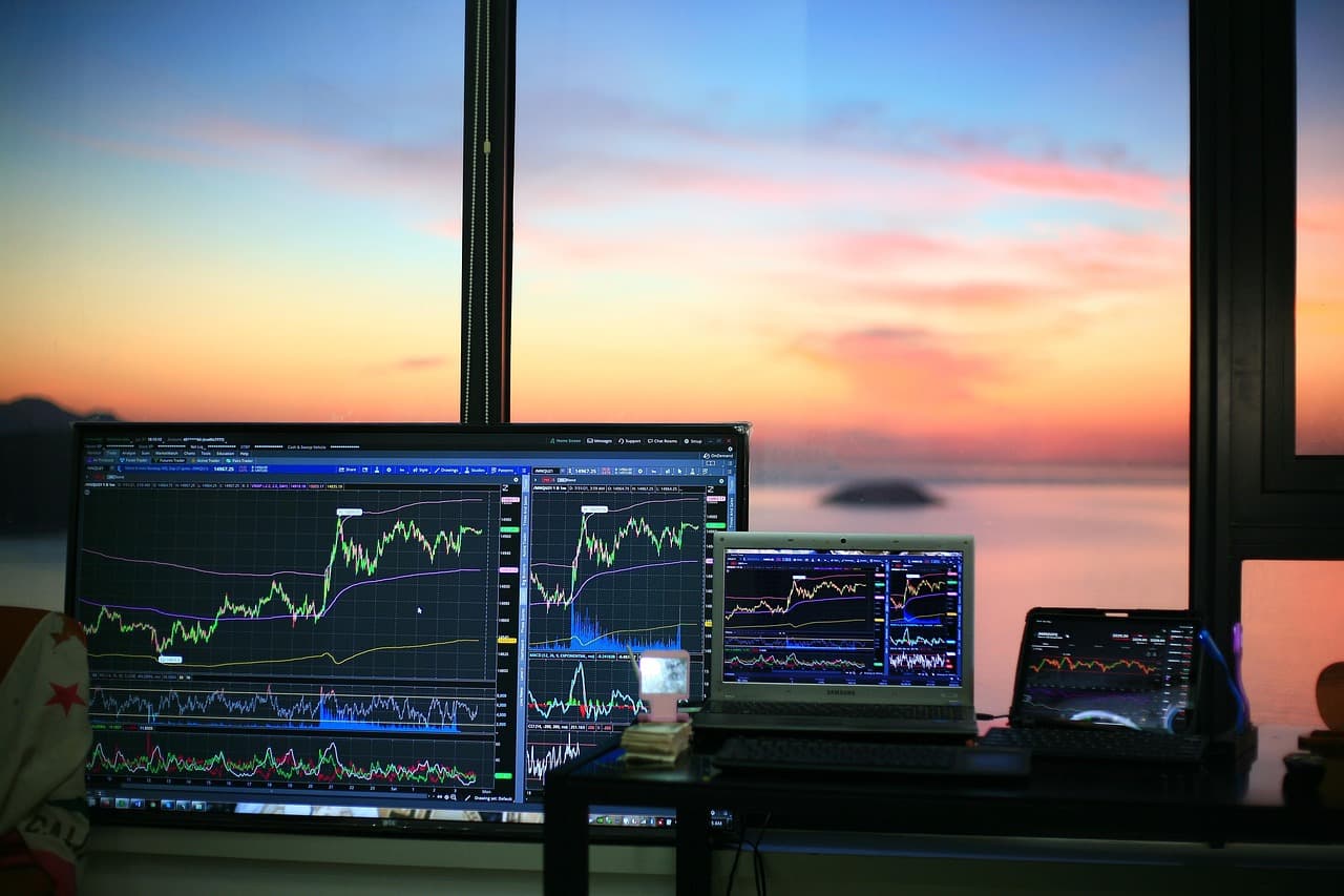Rising Leveraged ETF Use and AI Concentration Heighten Market Risk