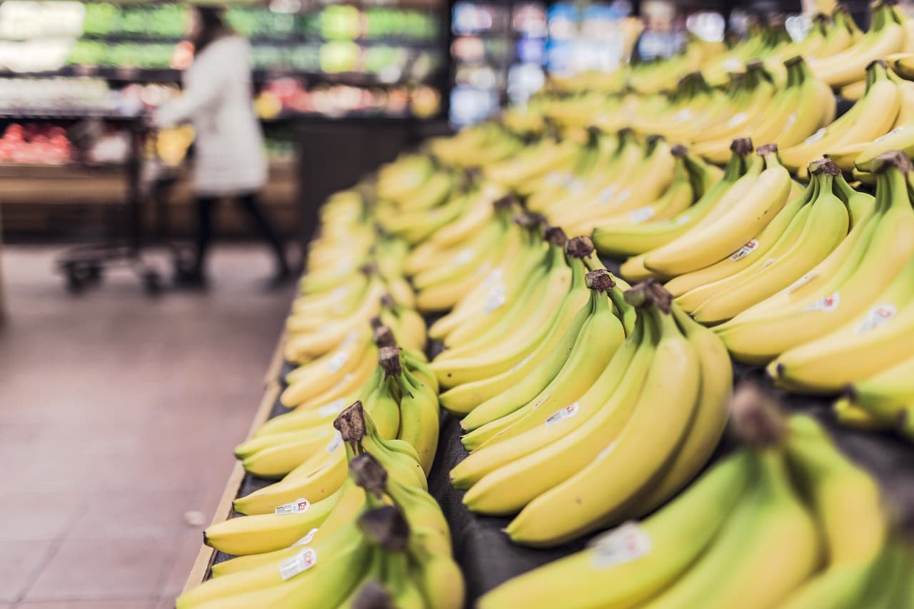 Instacart launches Clementine, an AI shopping assistant that builds ready-to-buy carts