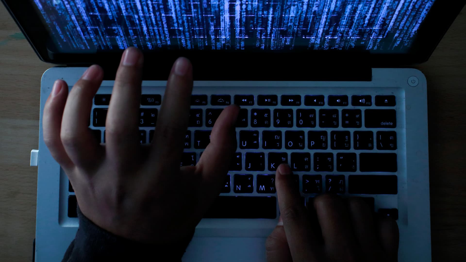 EU unveils tech sovereignty package to boost chips, AI and data centres