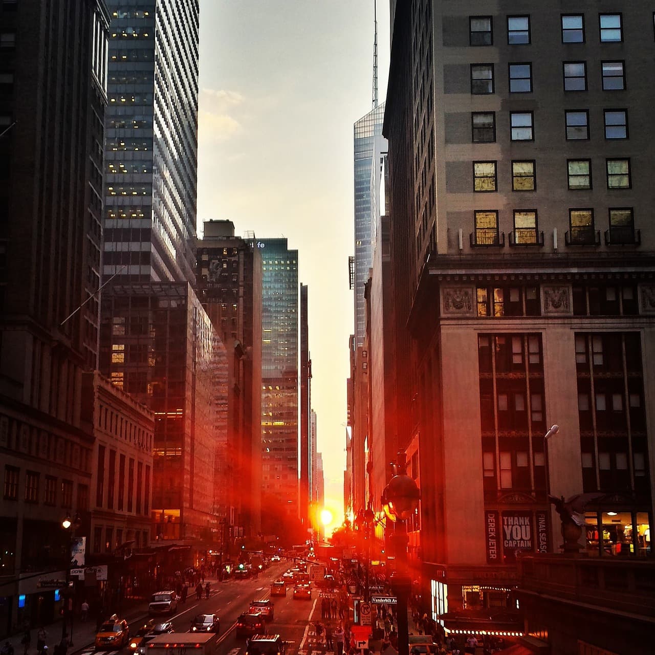 AI Demand Drives Two-Decade High in Manhattan Office Leasing