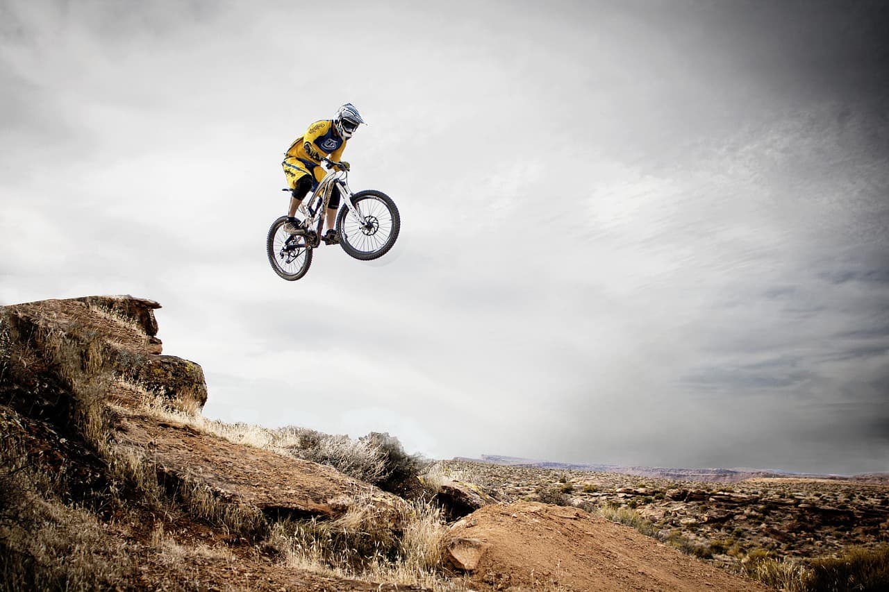 Canyon Predict: on-bike, on-device safety system for road cyclists
