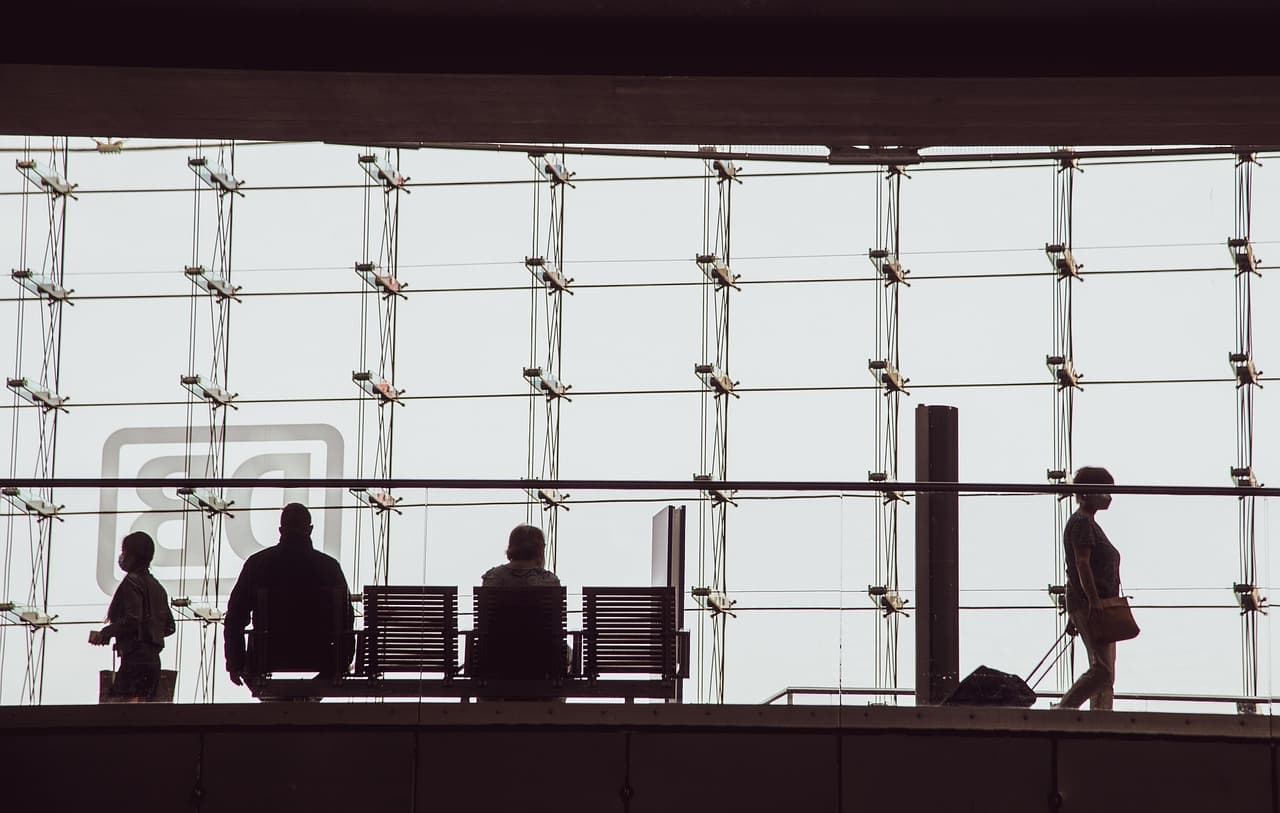 Bank of England warns AI poses growing systemic risk to financial sector