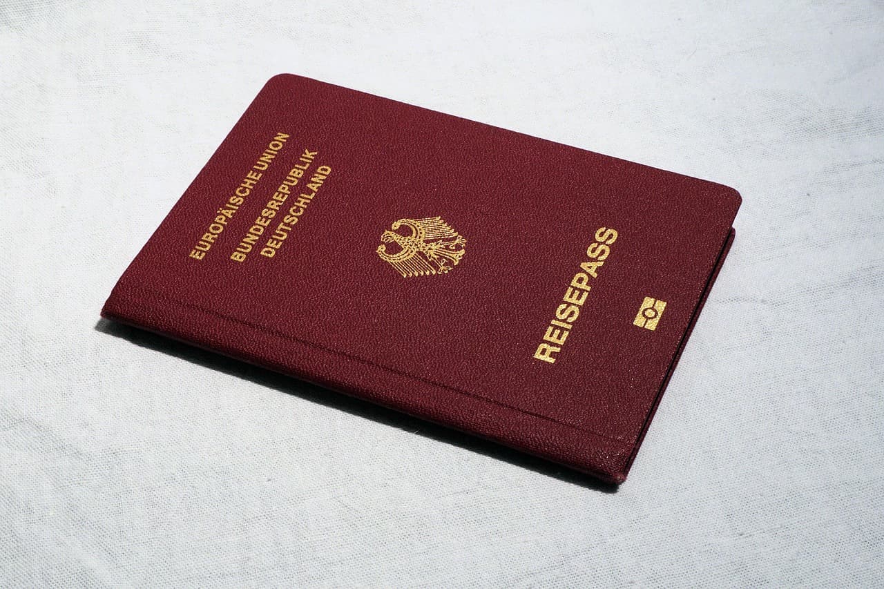 China launches cross-border tax probes into wealthy citizens' overseas assets