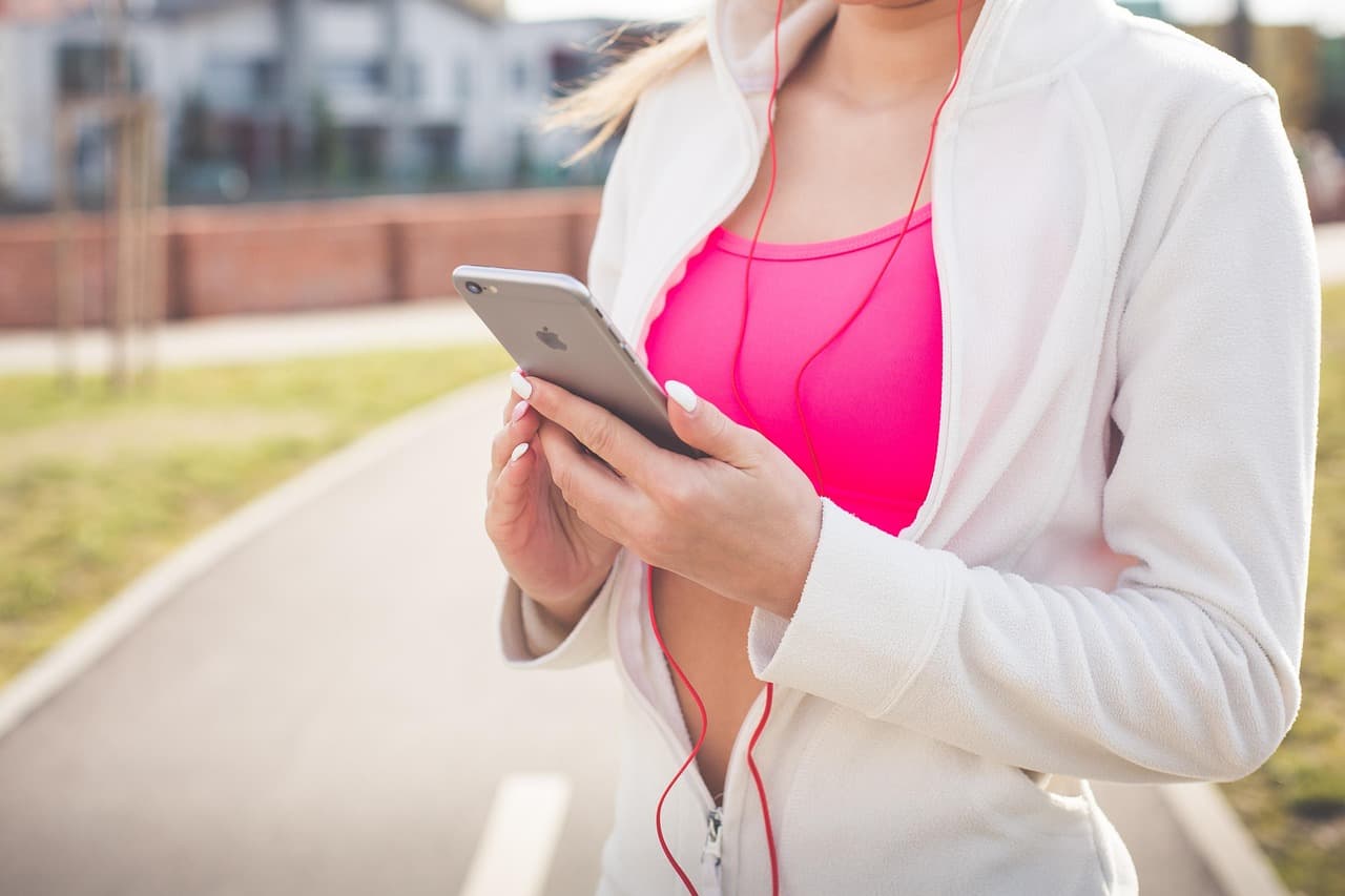 Spotify launches AI-driven 'Running Mode' playlists, limited to Premium and select regions