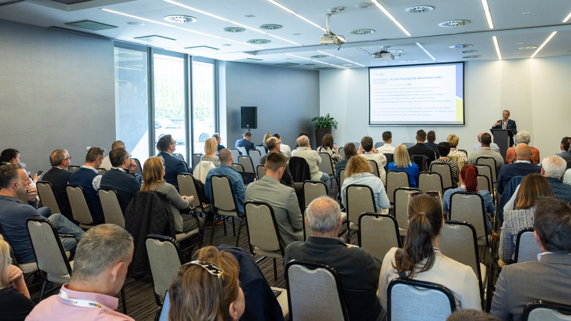 Practical AI, compliance and energy planning: takeaways from Portfolio’s Székesfehérvár SME forum